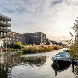 https://rieteiland-bb.amsterdamhotelsnl.com